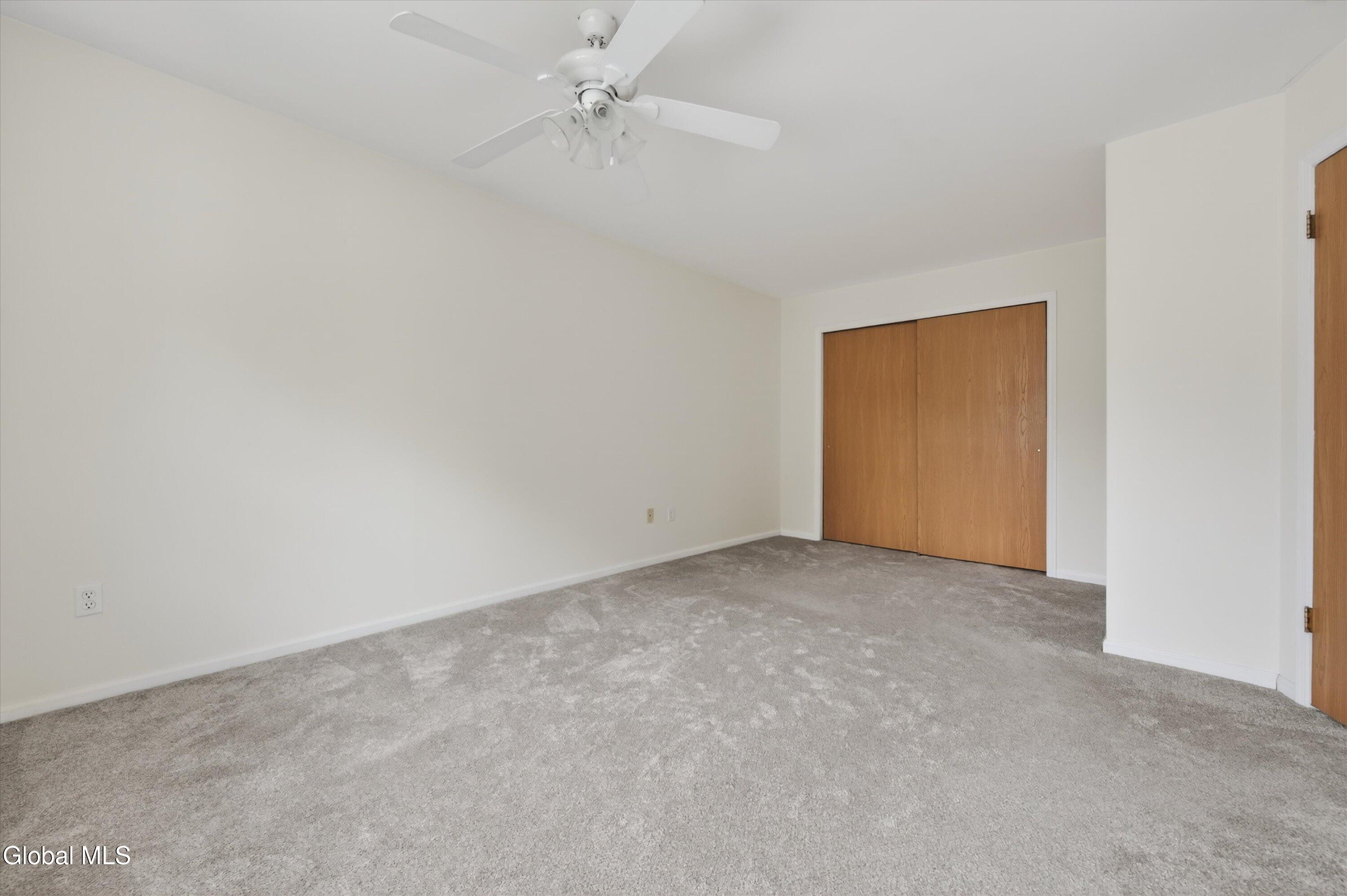 17 Diane Court Cohoes NY 12047