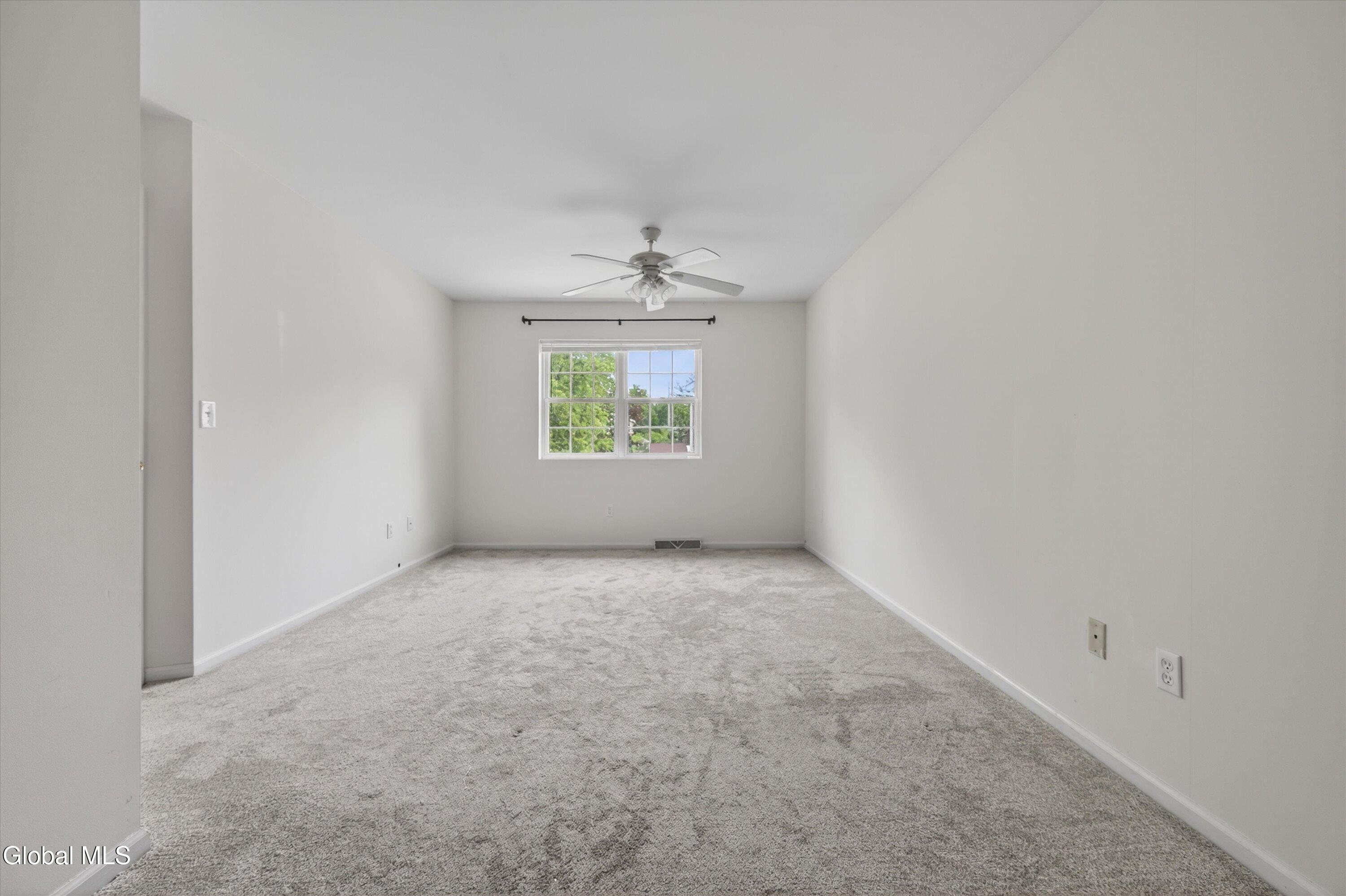 17 Diane Court Cohoes NY 12047