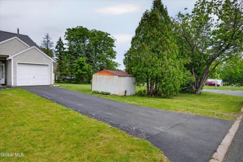 17 Diane Court Cohoes NY 12047