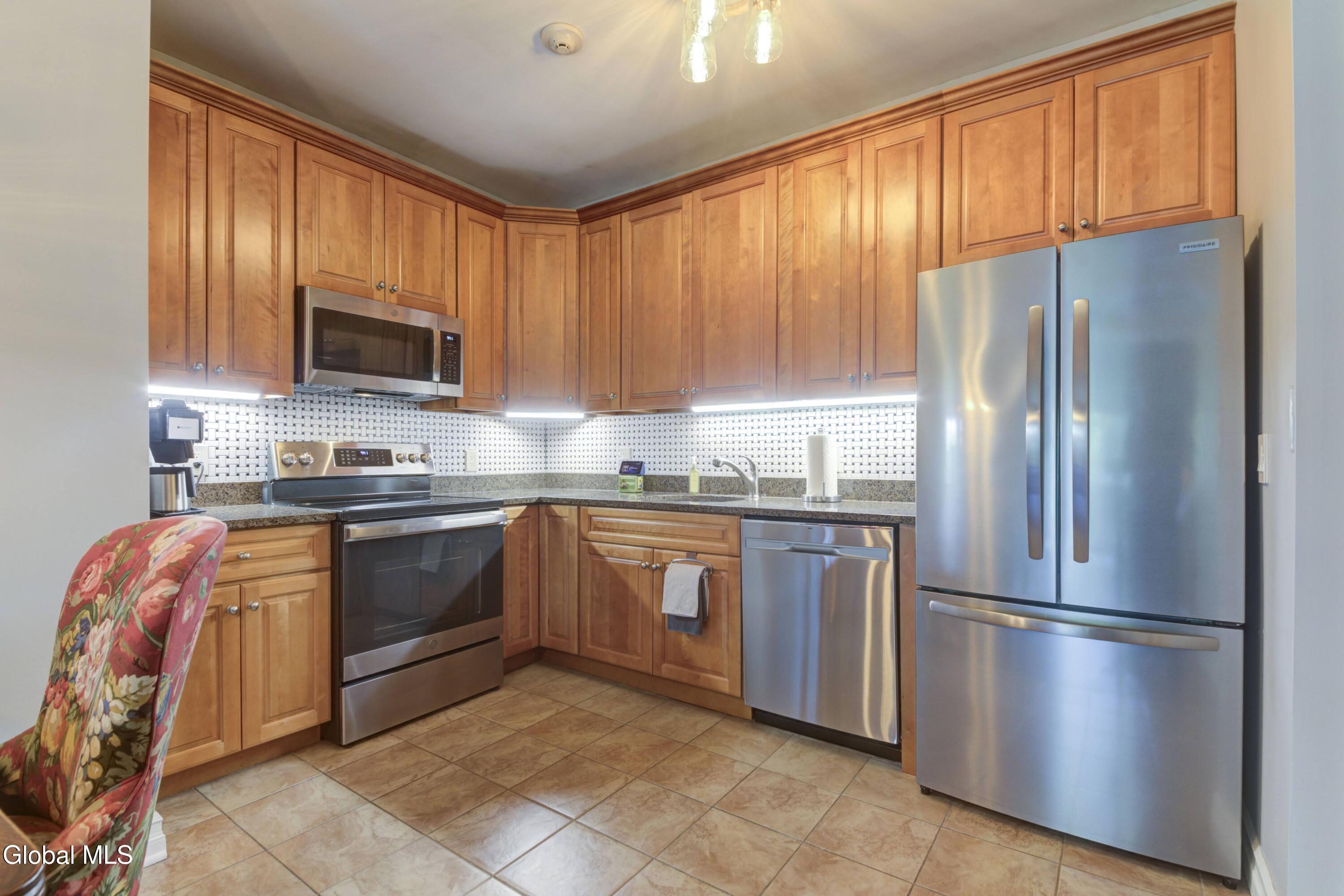 8 Wall Street Clifton Park NY 12065