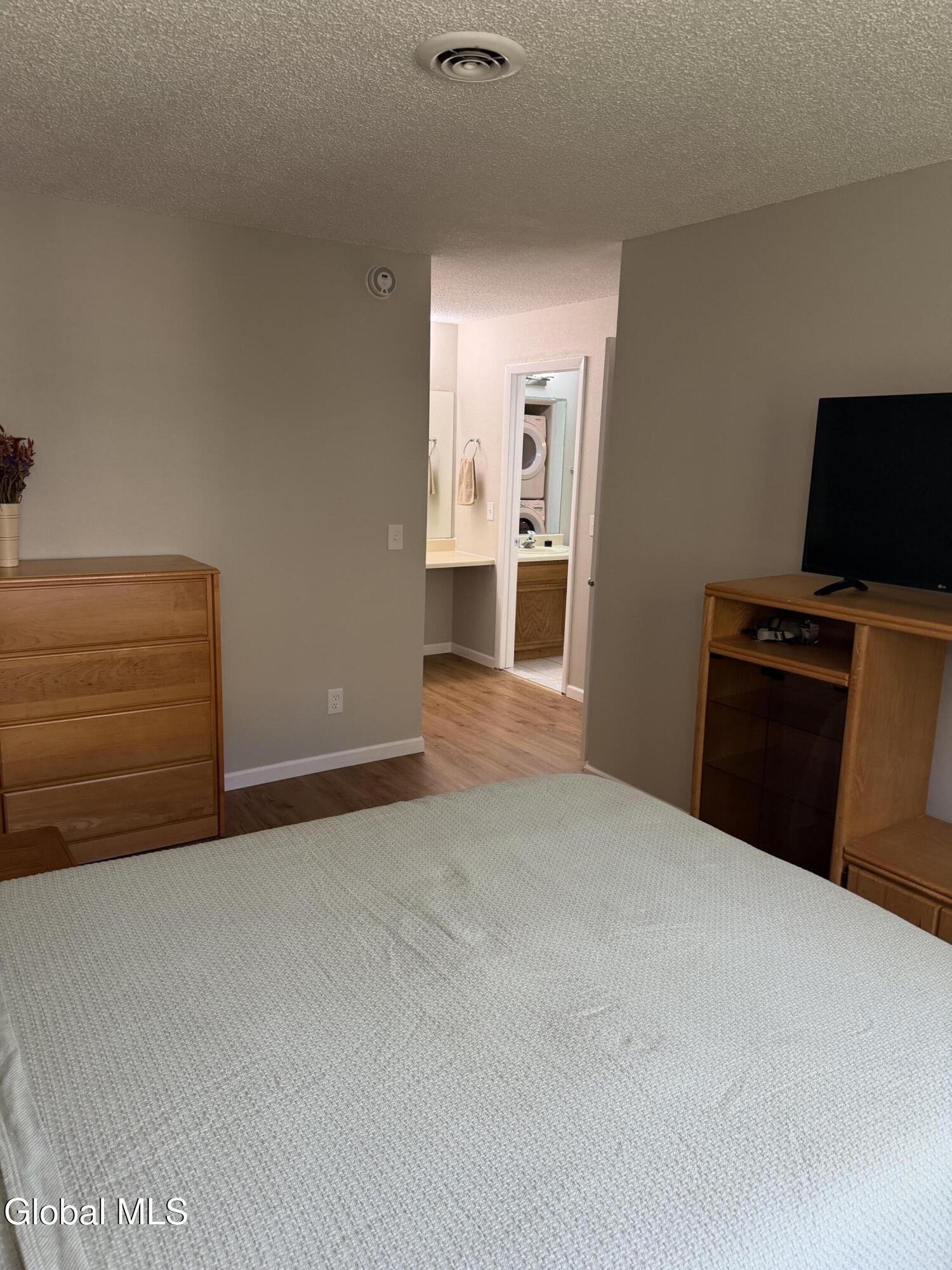 215 Monmouth Way Clifton Park NY 12065