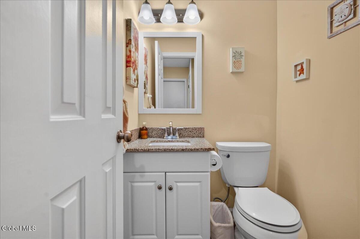 46 Captains Boulevard Waterford NY 12188
