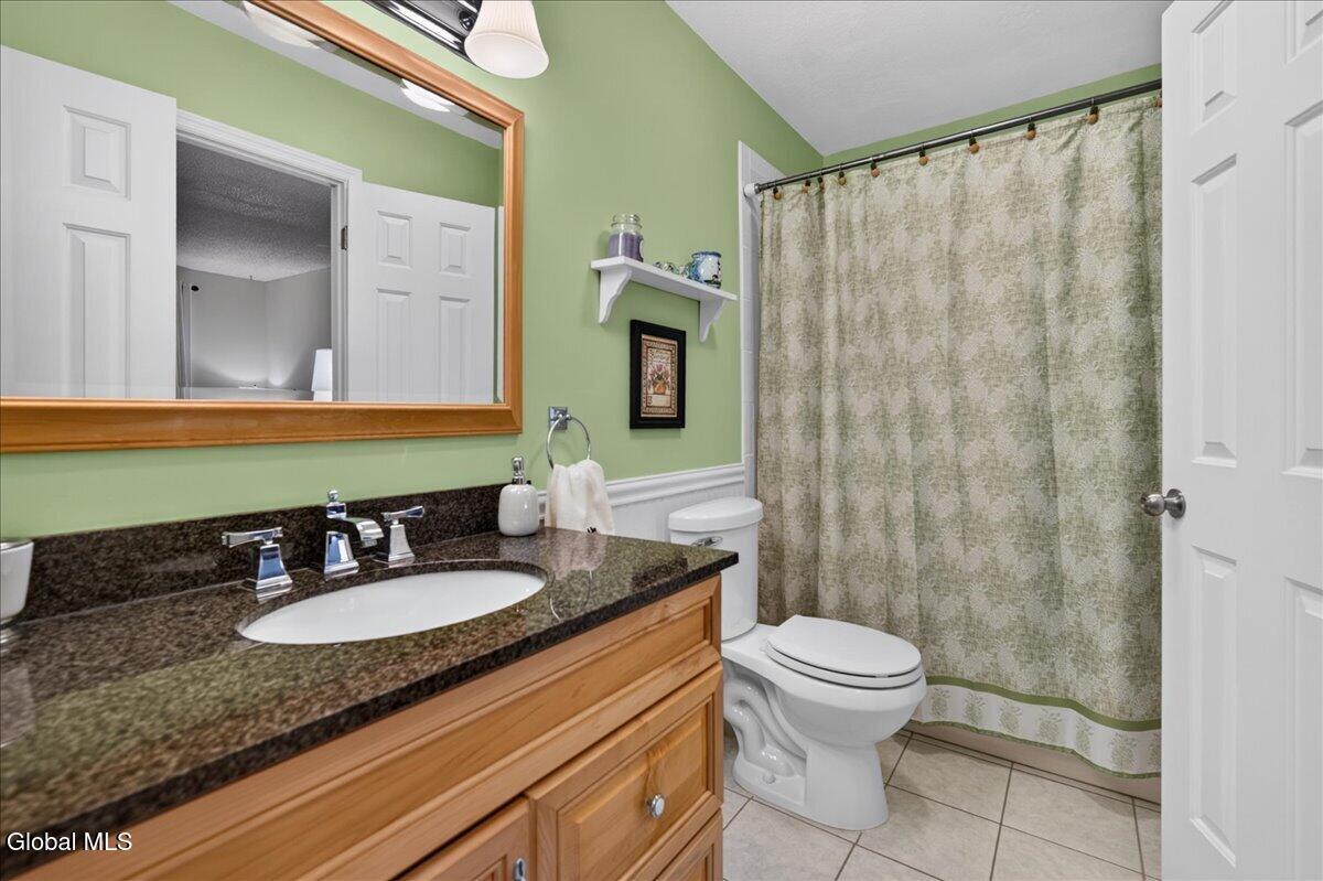 46 Captains Boulevard Waterford NY 12188