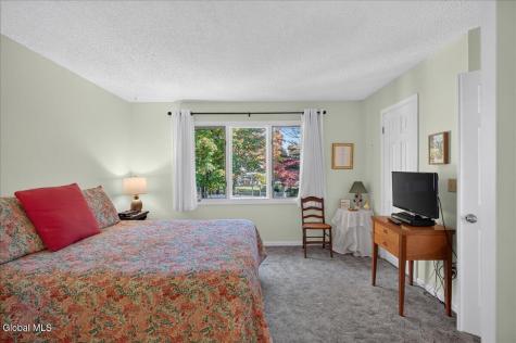 46 Captains Boulevard Waterford NY 12188