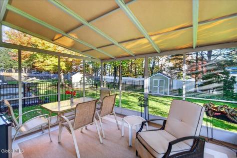 46 Captains Boulevard Waterford NY 12188