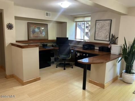 12 Lillian Lane Troy NY 12180