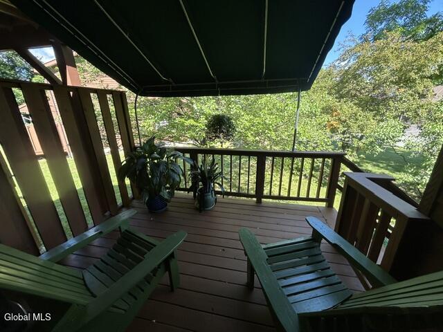 12 Lillian Lane Troy NY 12180