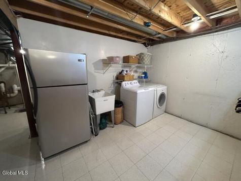 12 Lillian Lane Troy NY 12180