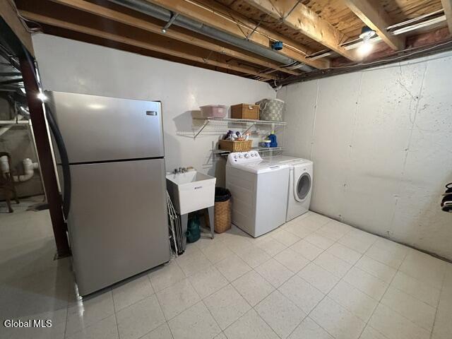 12 Lillian Lane Troy NY 12180