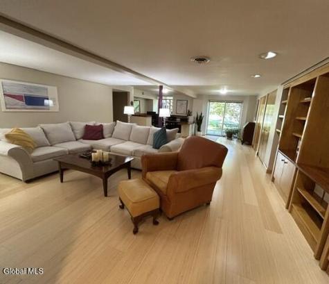 12 Lillian Lane Troy NY 12180