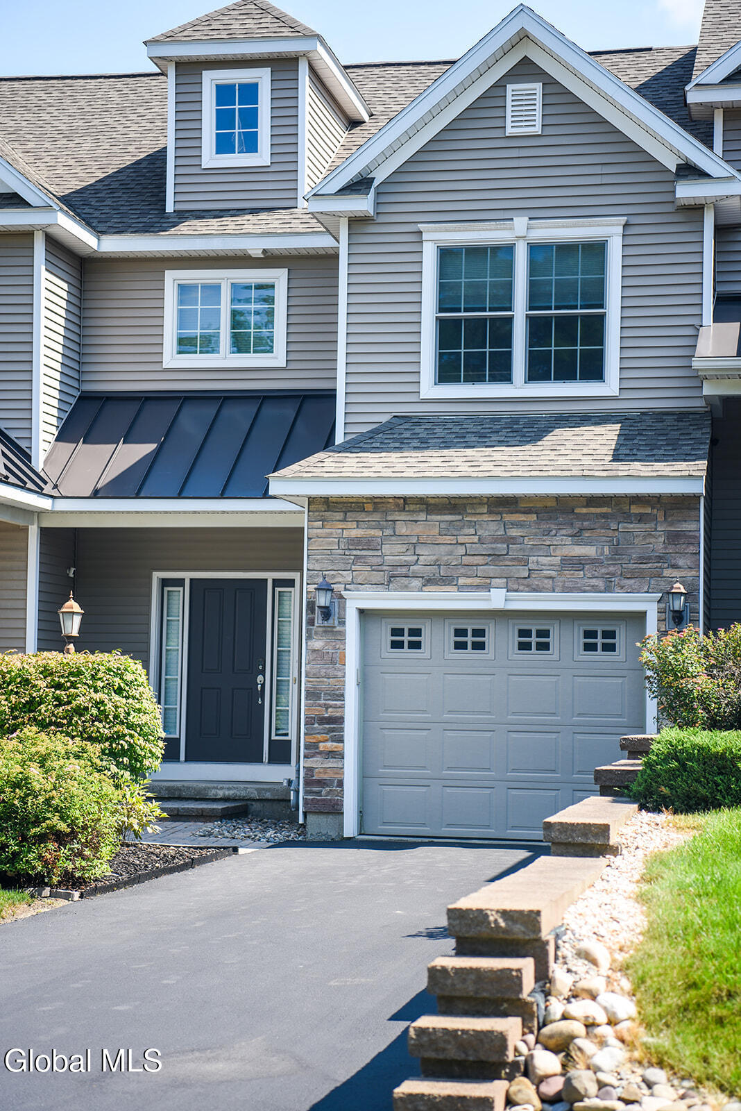 184 Fieldstone Drive Niskayuna NY 12304