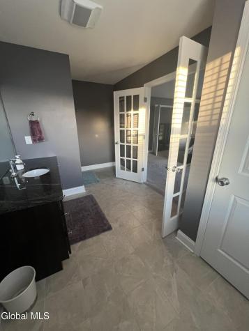 184 Fieldstone Drive Niskayuna NY 12304