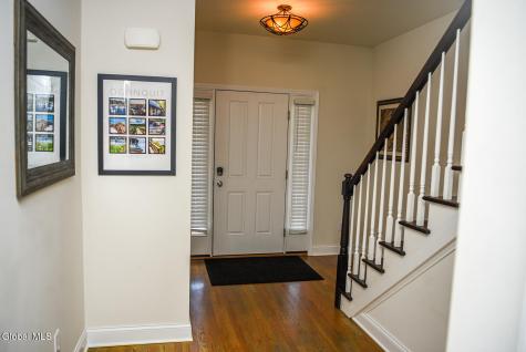 184 Fieldstone Drive Niskayuna NY 12304