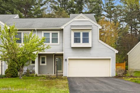 125 Garnett Lane Slingerlands NY 12159