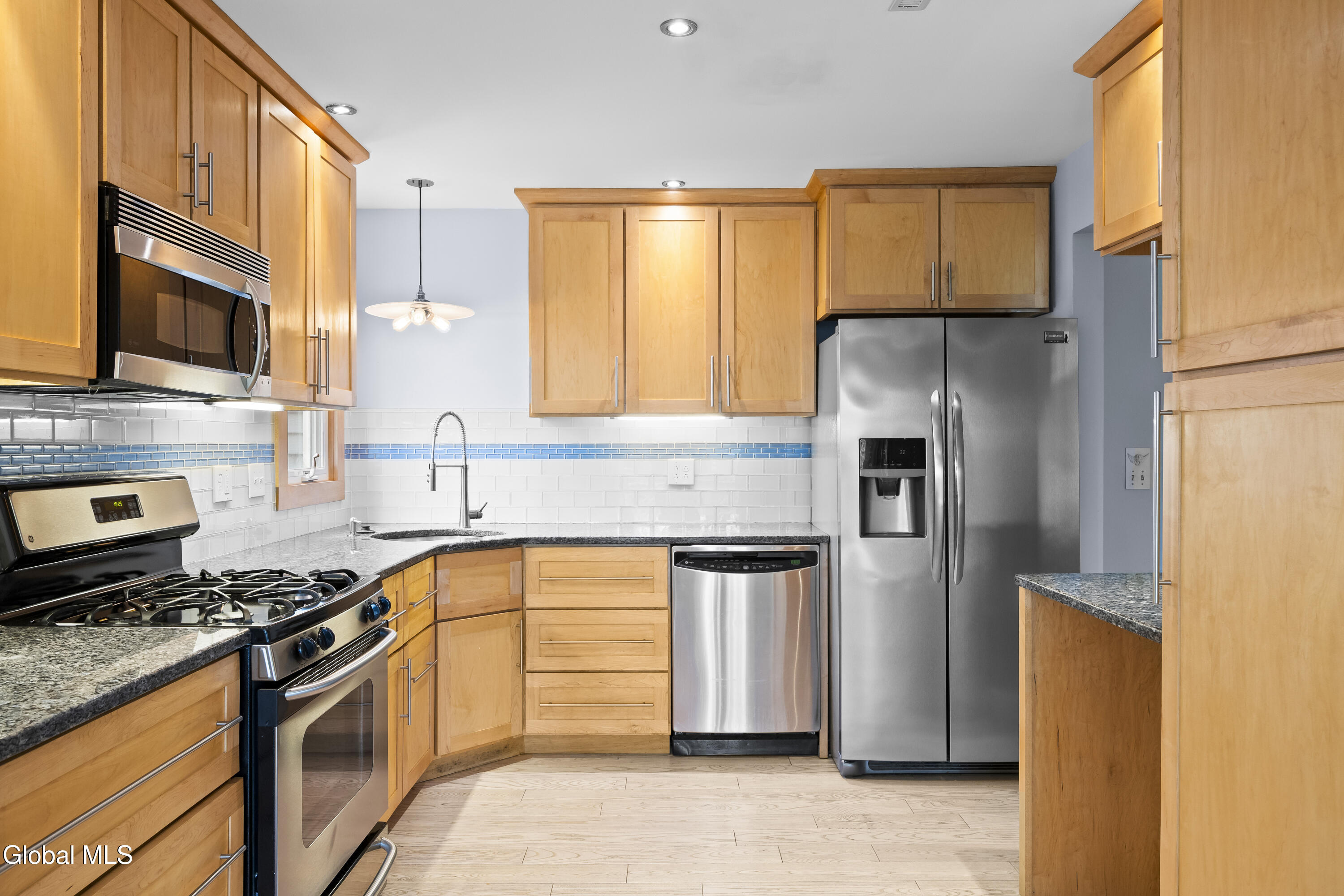 125 Garnett Lane Slingerlands NY 12159