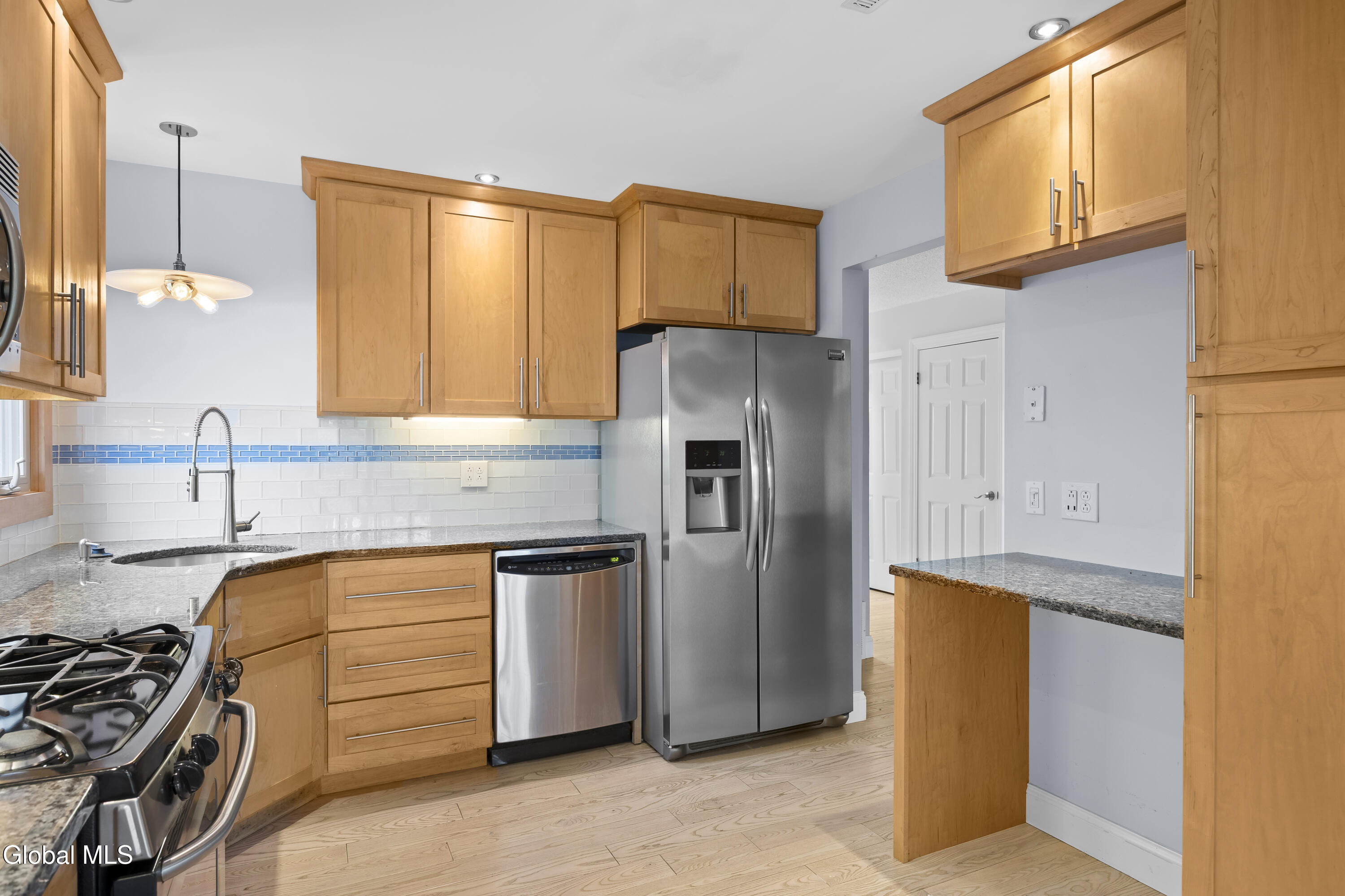 125 Garnett Lane Slingerlands NY 12159