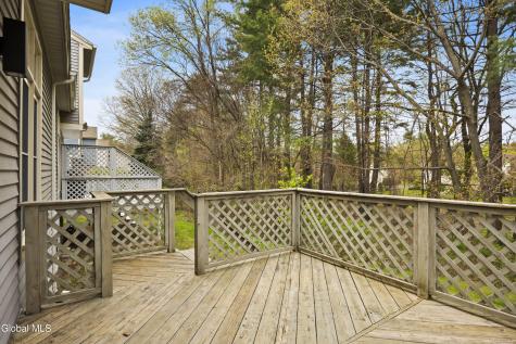 125 Garnett Lane Slingerlands NY 12159