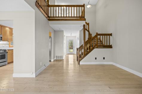 125 Garnett Lane Slingerlands NY 12159