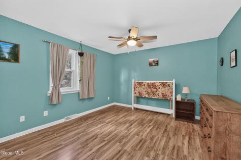 40 Velina Drive Albany NY 12203