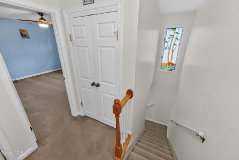 40 Velina Drive Albany NY 12203