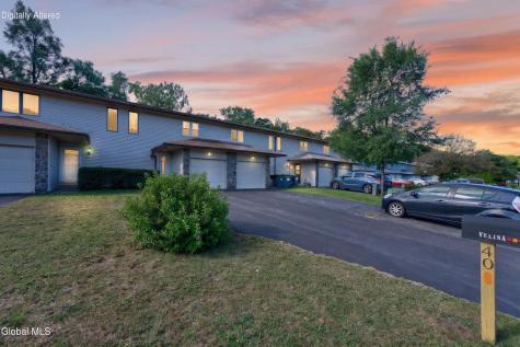 40 Velina Drive Albany NY 12203