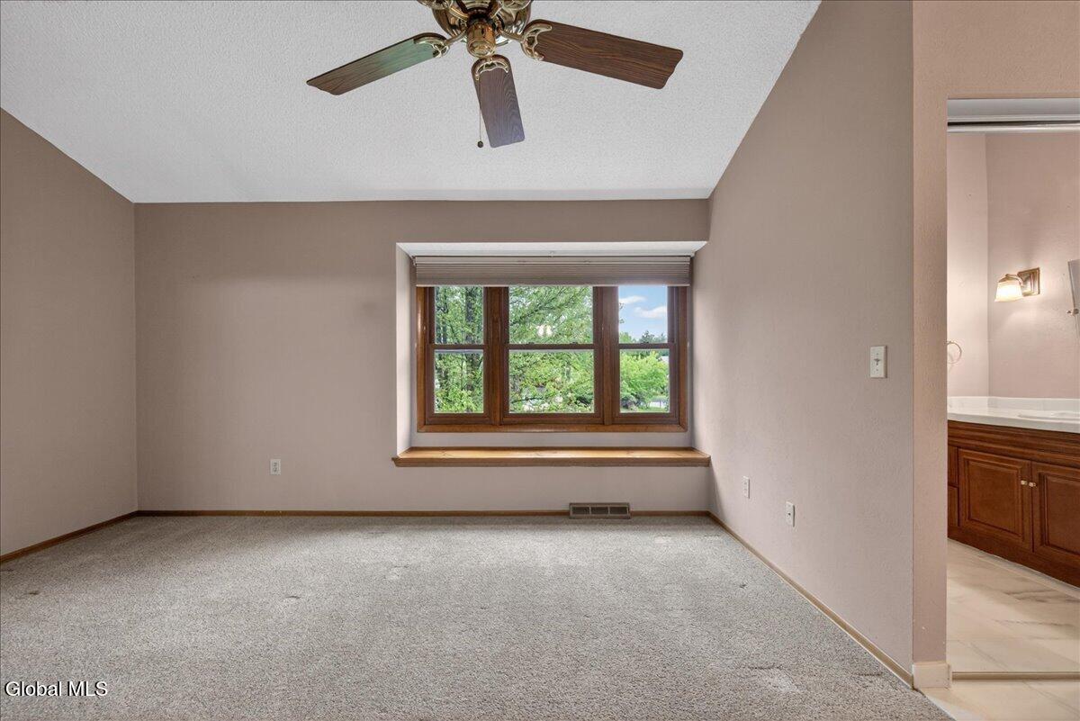 112 Stoney Creek Drive Clifton Park NY 12065
