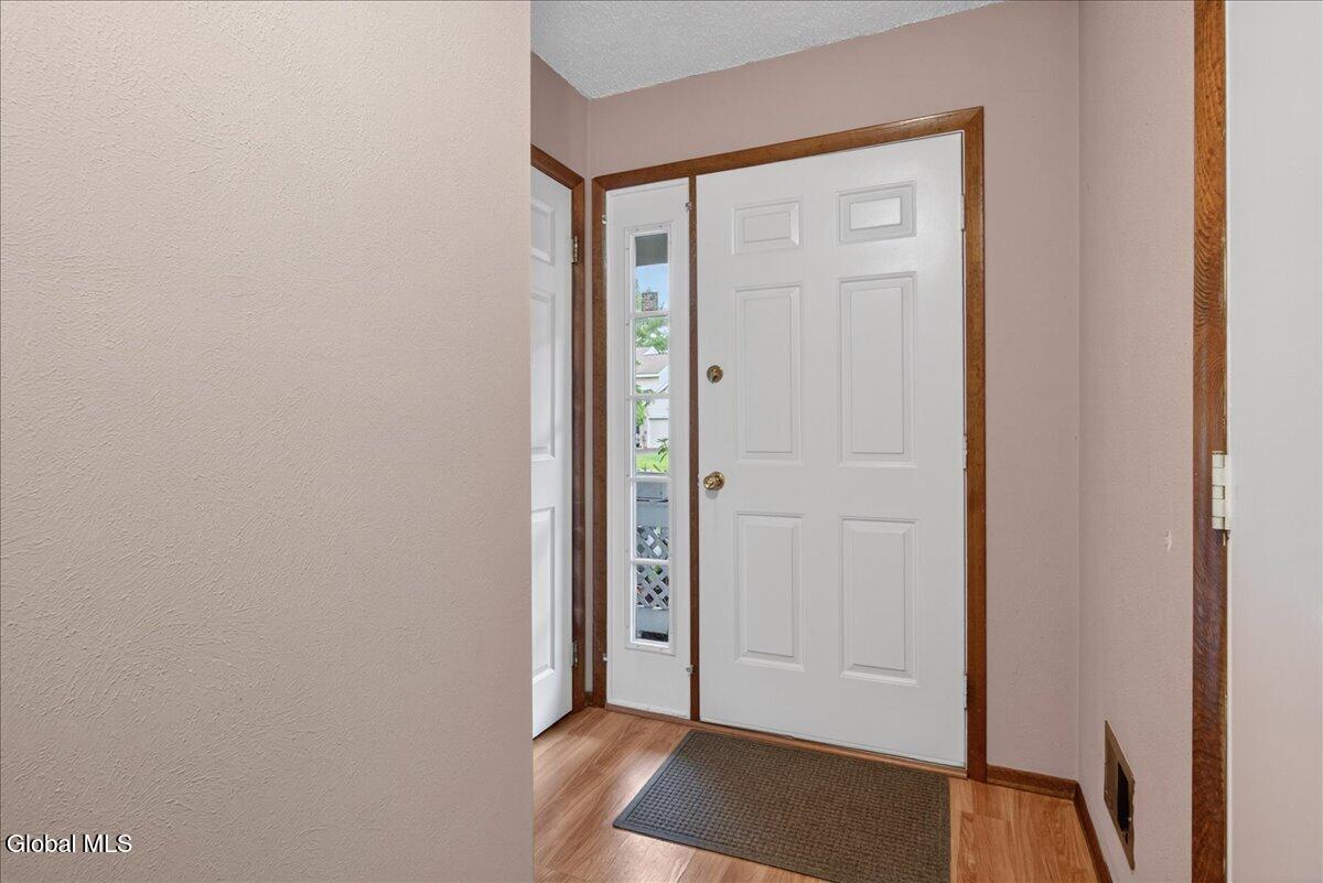 112 Stoney Creek Drive Clifton Park NY 12065