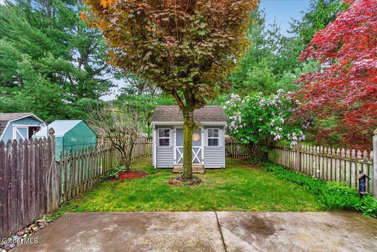112 Stoney Creek Drive Clifton Park NY 12065