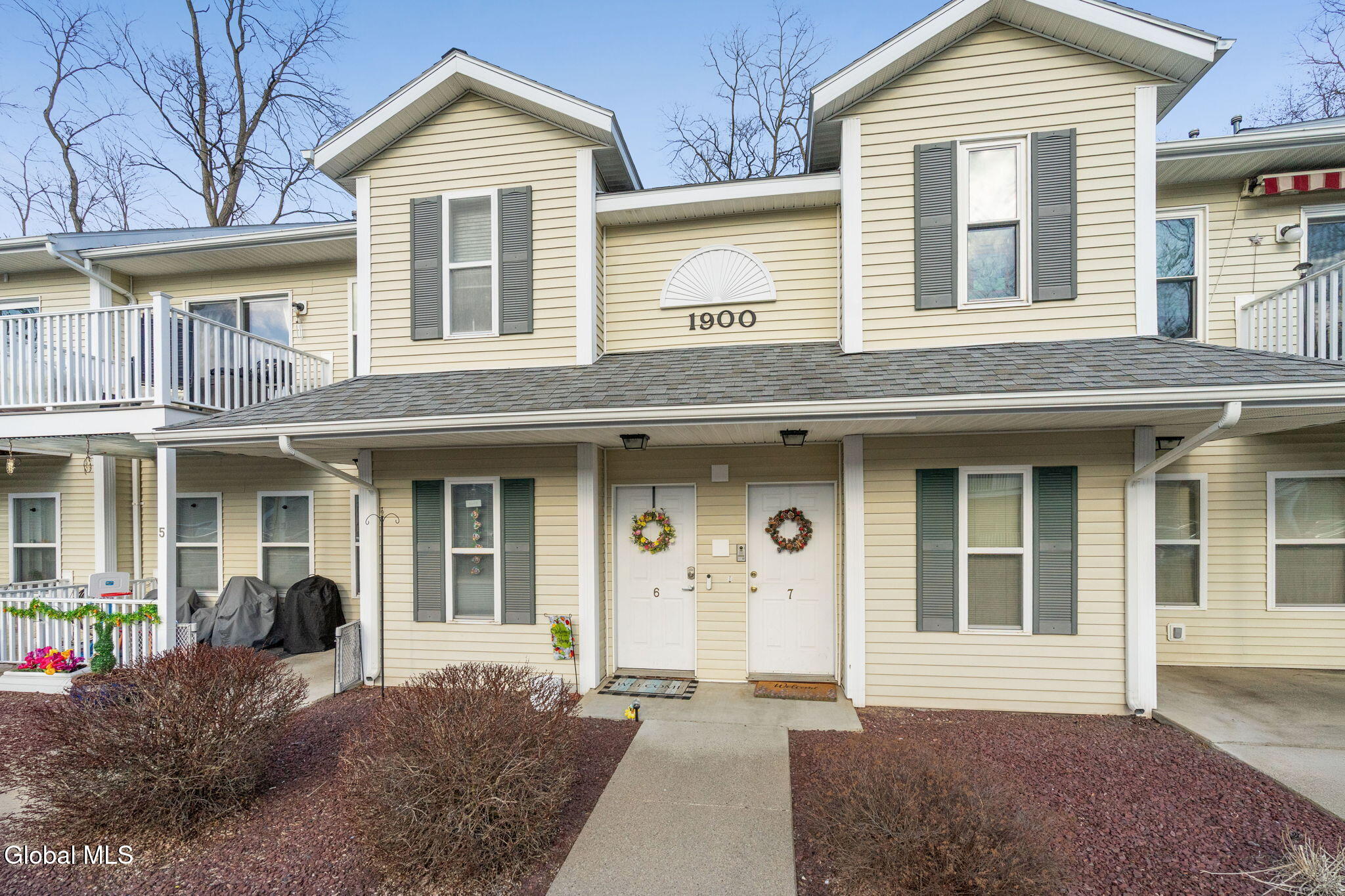 1906 Cambridge Manor Drive Schenectady NY 12302