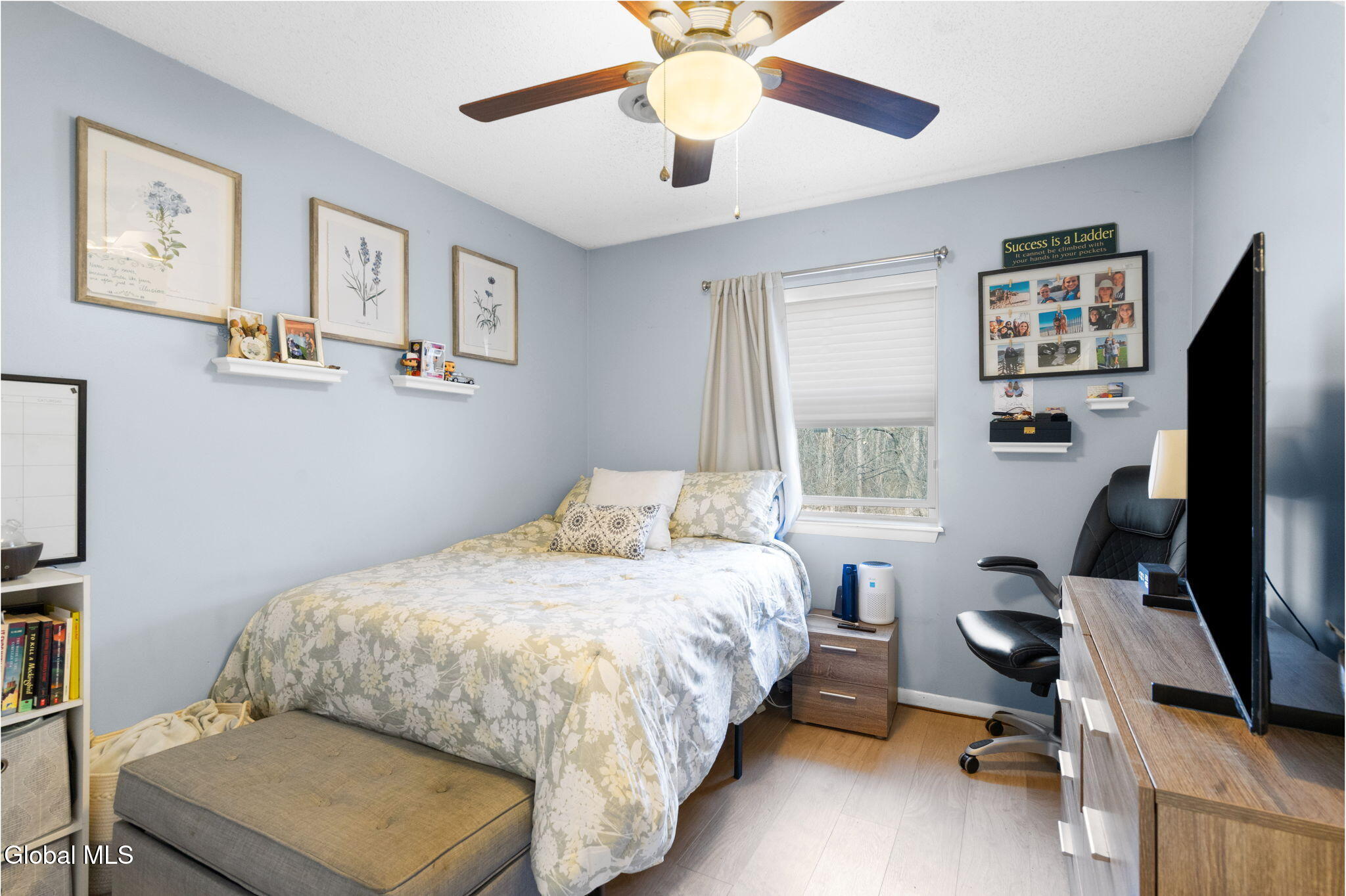 1906 Cambridge Manor Drive Schenectady NY 12302