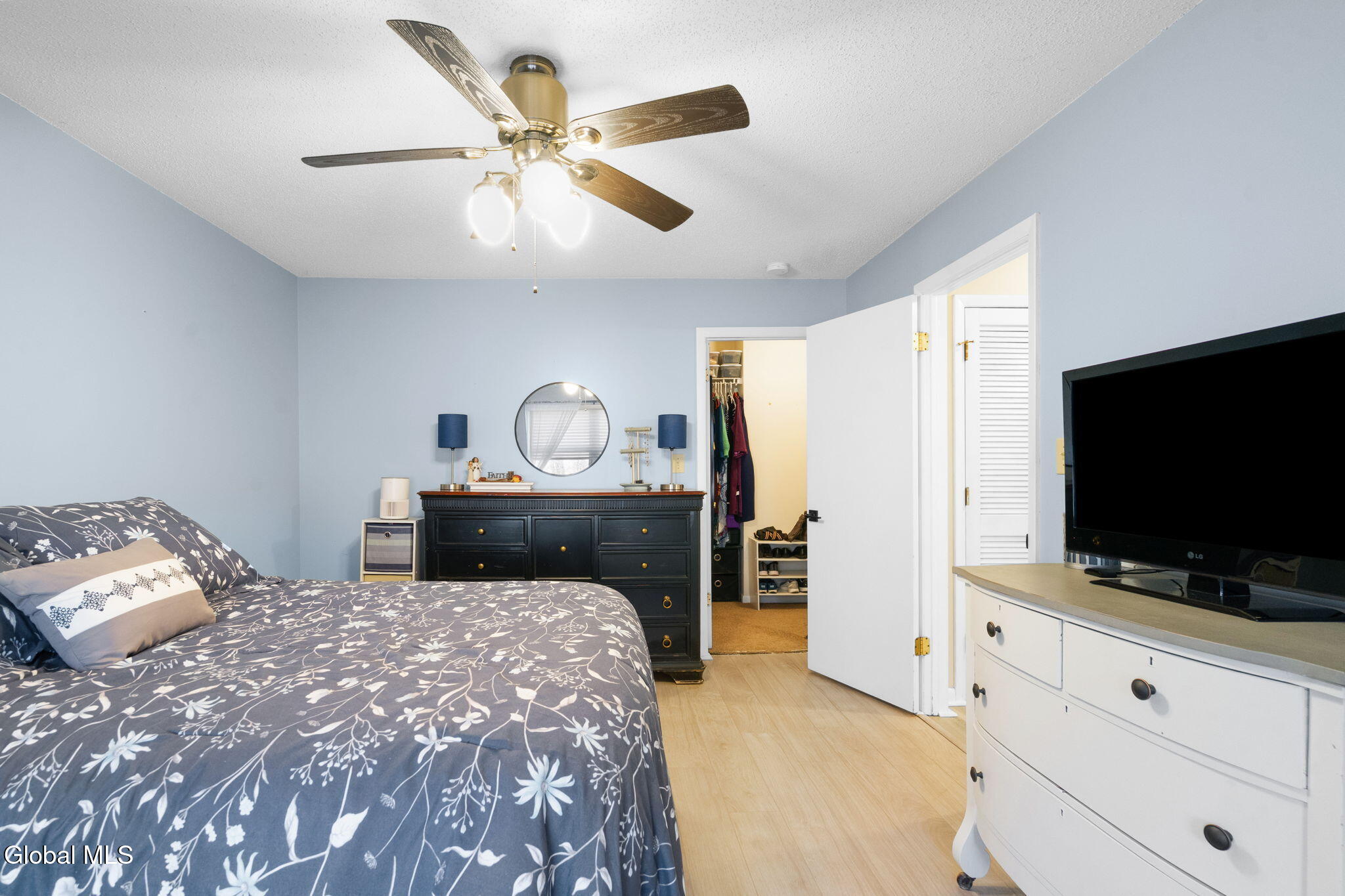 1906 Cambridge Manor Drive Schenectady NY 12302