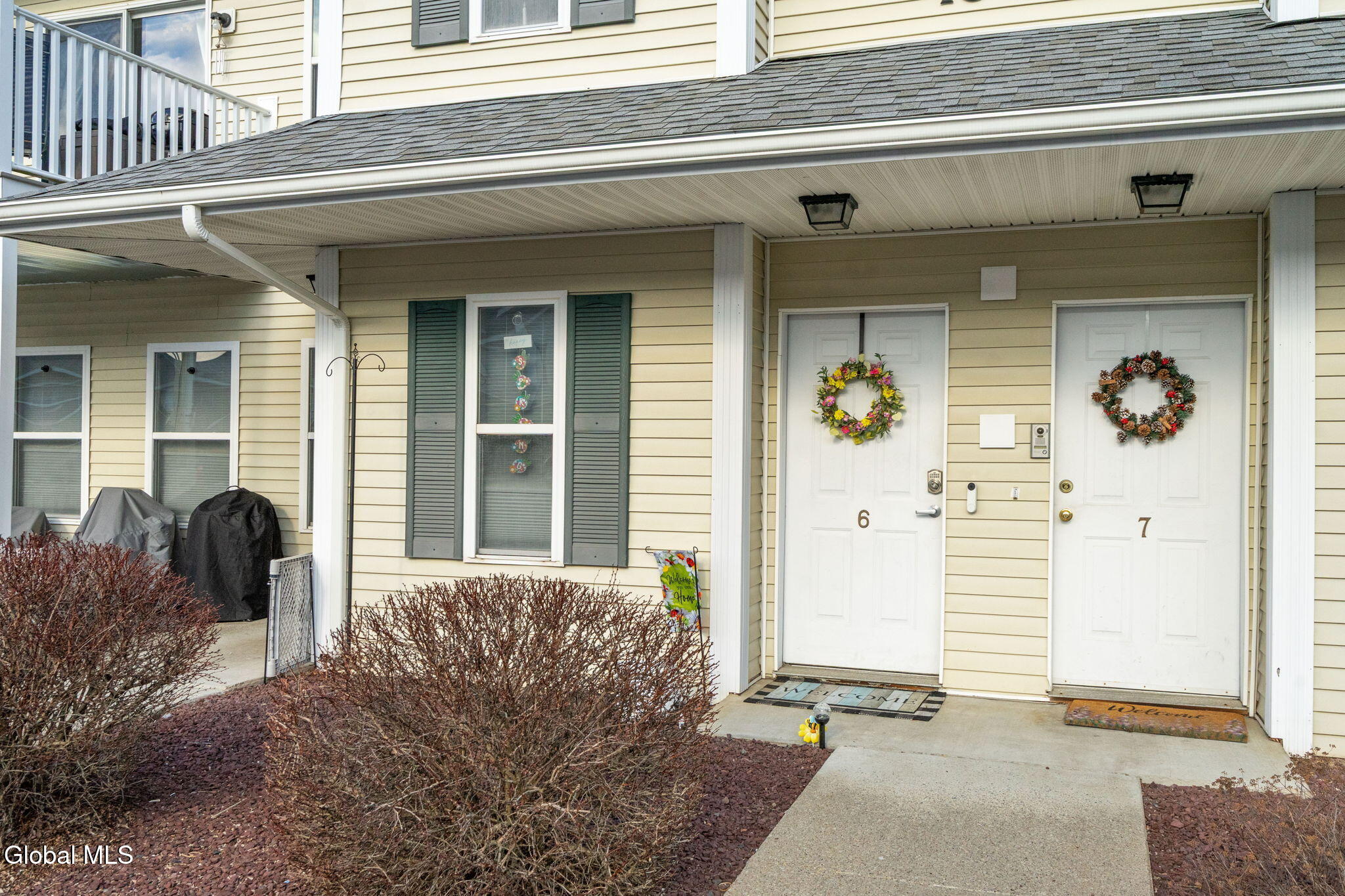 1906 Cambridge Manor Drive Schenectady NY 12302