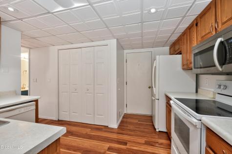 26 Heyden Road Troy NY 12180