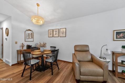 213 Grenadier Court Halfmoon NY 12065