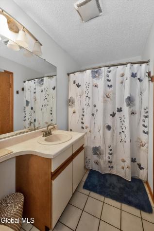 213 Grenadier Court Halfmoon NY 12065