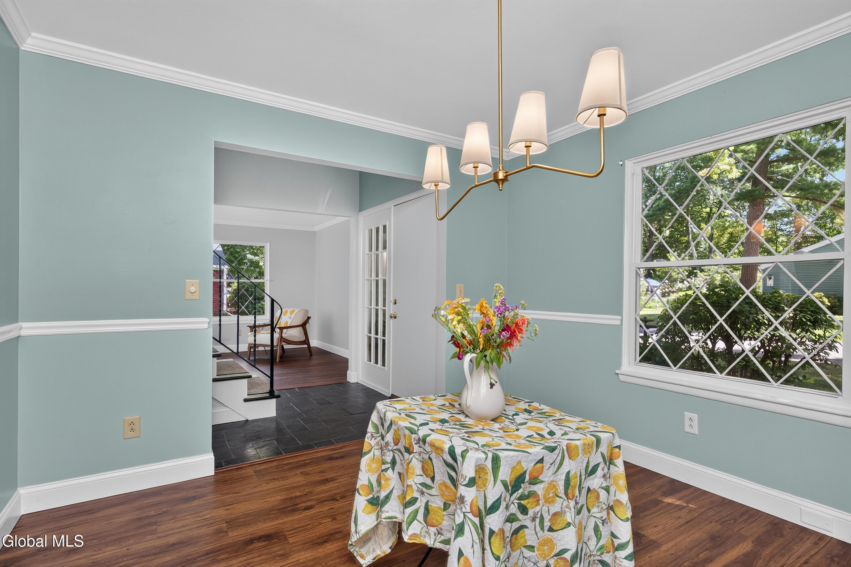 7 Spruce Court Delmar NY 12054