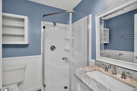 7 Spruce Court Delmar NY 12054