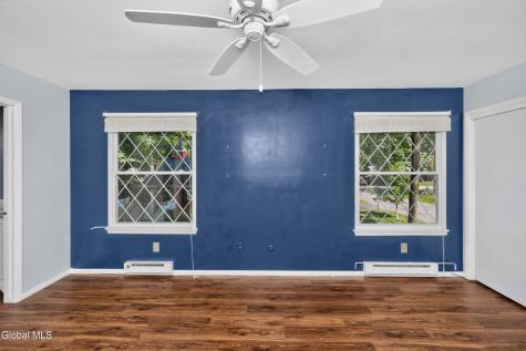 7 Spruce Court Delmar NY 12054