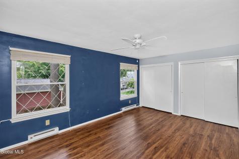 7 Spruce Court Delmar NY 12054