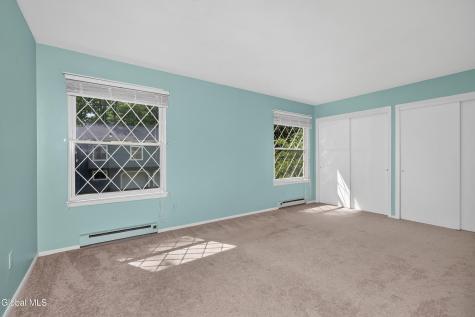 7 Spruce Court Delmar NY 12054