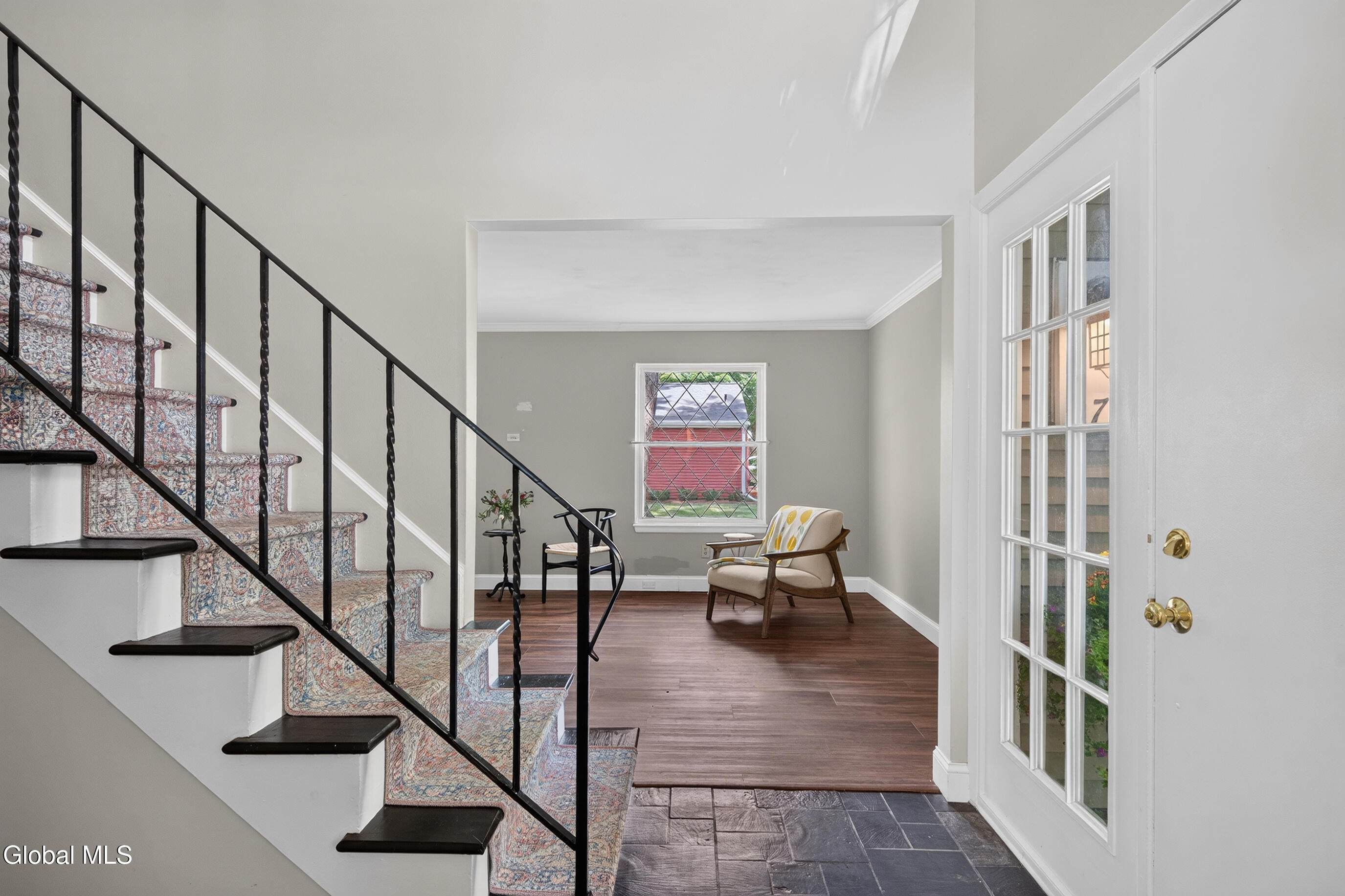 7 Spruce Court Delmar NY 12054