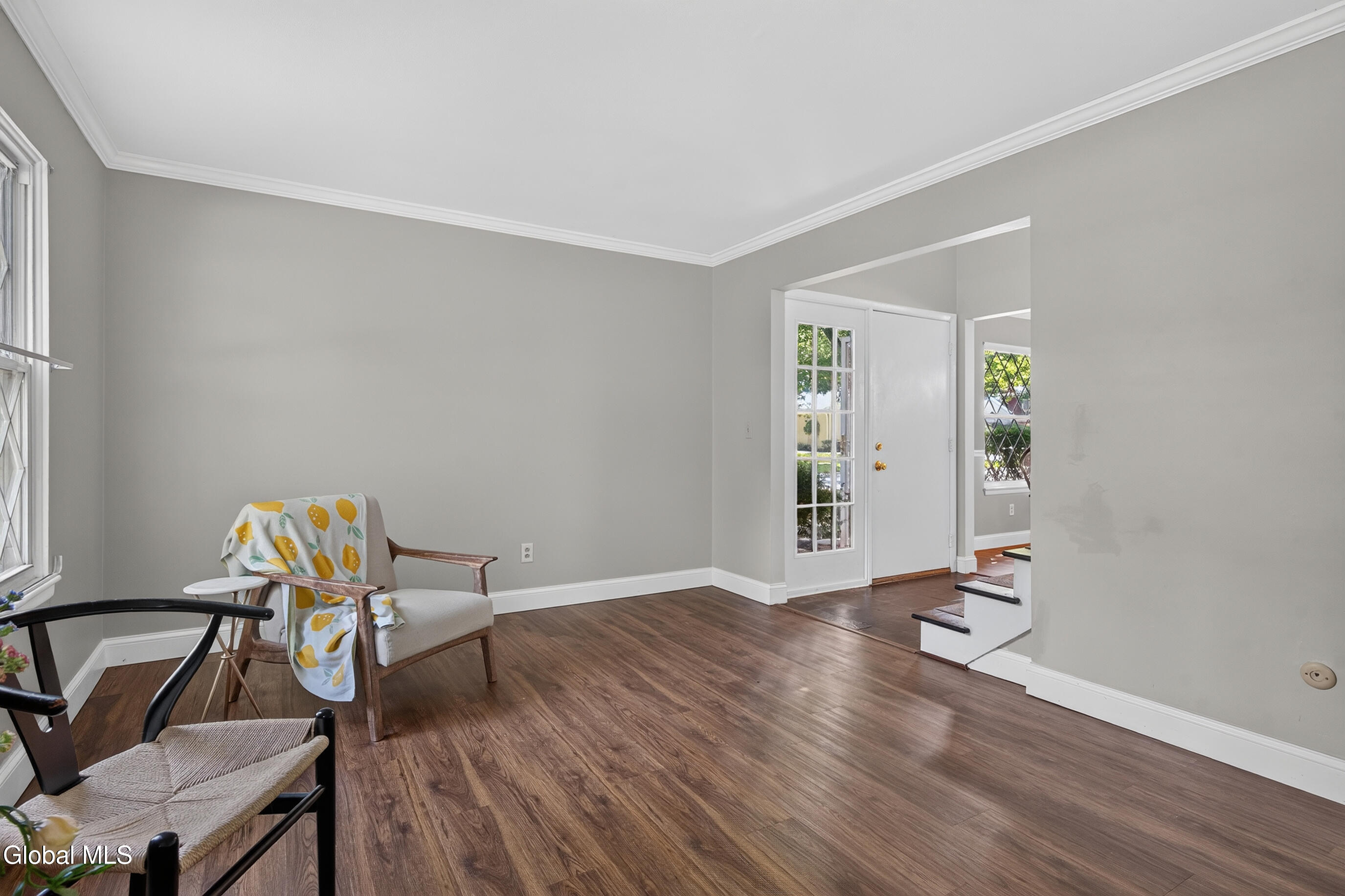 7 Spruce Court Delmar NY 12054