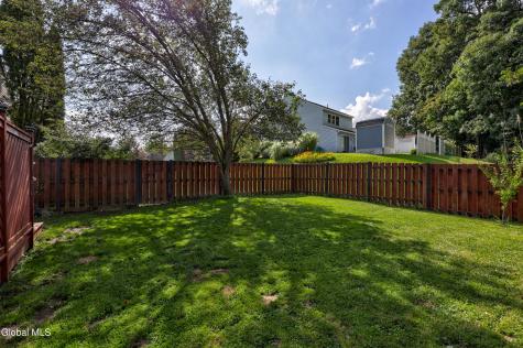 20 Carriage Road Clifton Park NY 12065