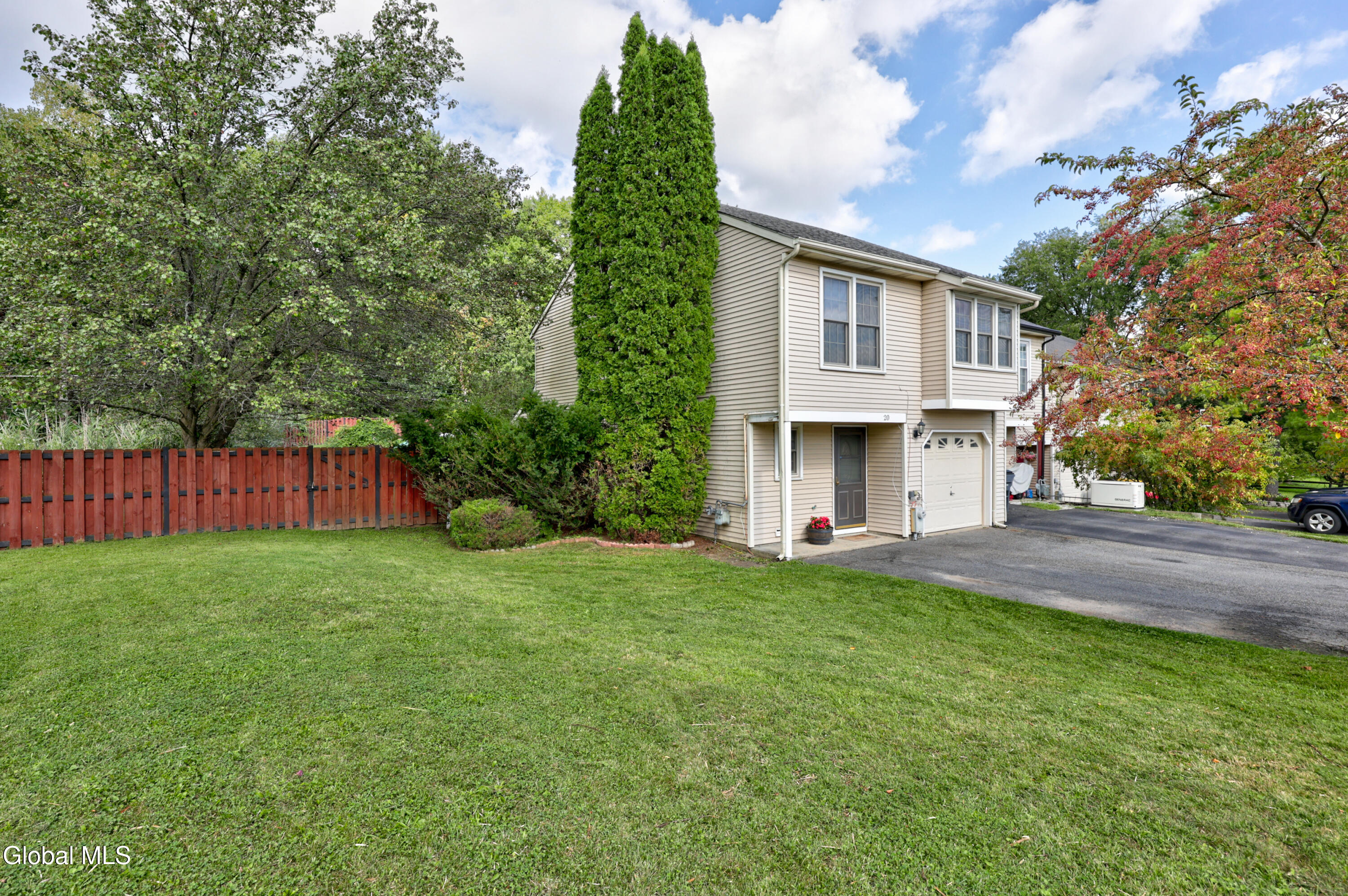 20 Carriage Road Clifton Park NY 12065