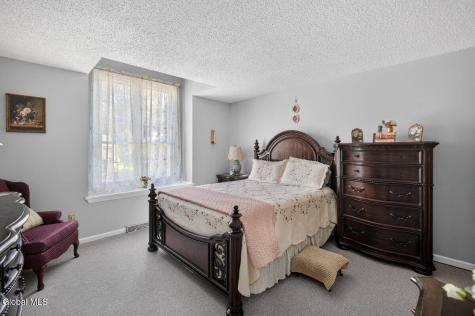 2 Captains Boulevard Waterford NY 12188