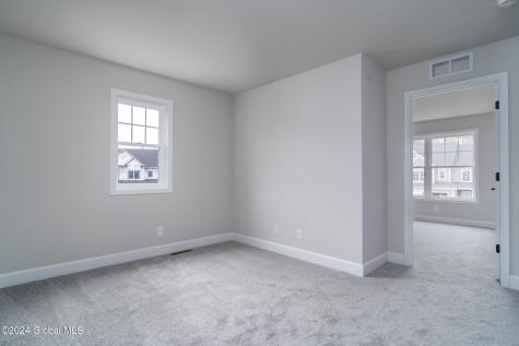 44 Priddle Lane Latham NY 12110