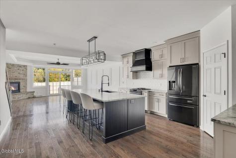 22 Stacey Way Troy NY 12180