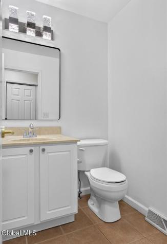 28C Pointe West Drive Clifton Park NY 12065