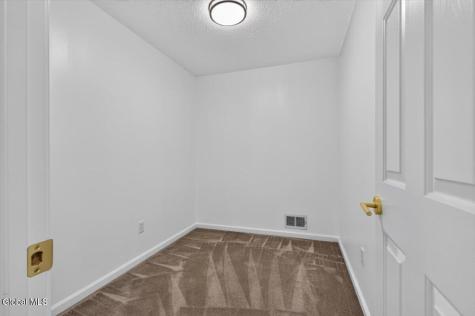28C Pointe West Drive Clifton Park NY 12065