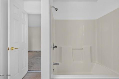 28C Pointe West Drive Clifton Park NY 12065